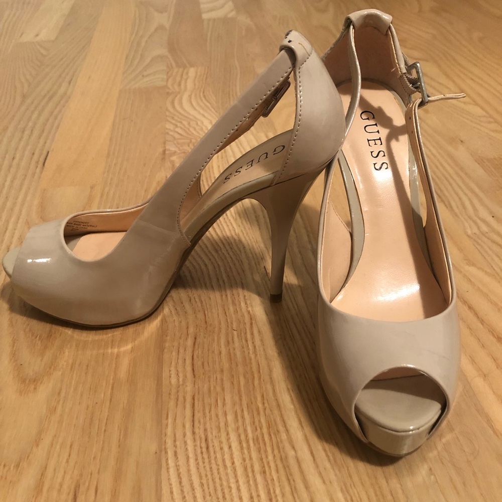 Nude Guess Platform Heels Size 6.5